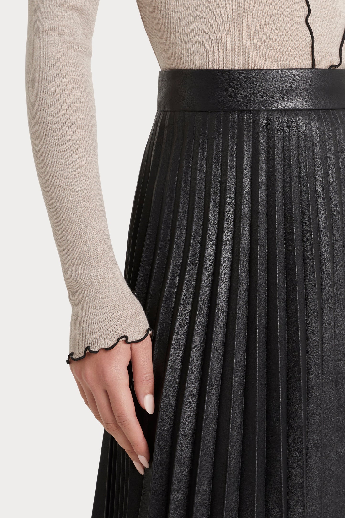Magik Skirt - Black